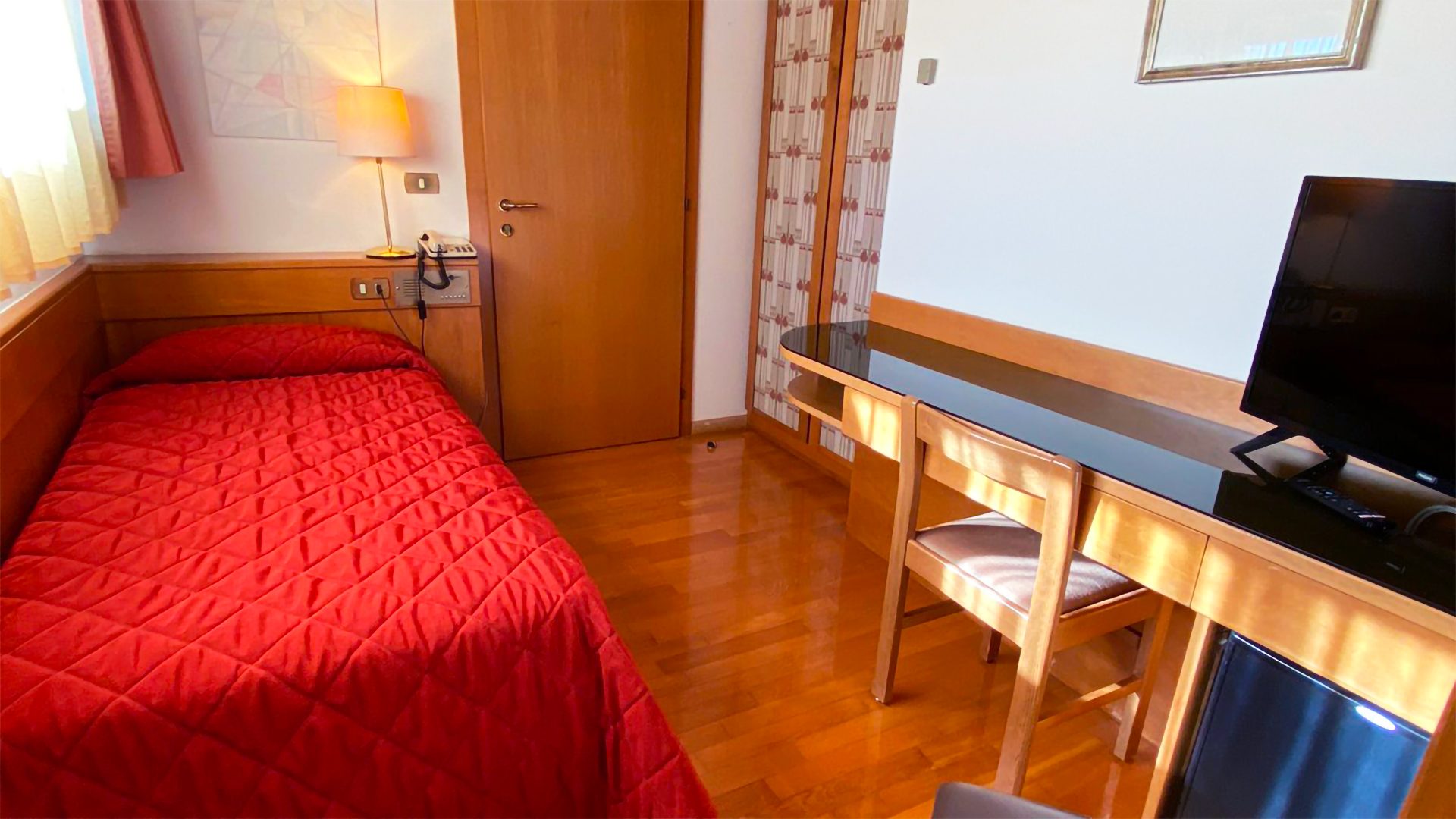 header-camere-4_singola_hotel-cristallo-madonna-di-campiglio